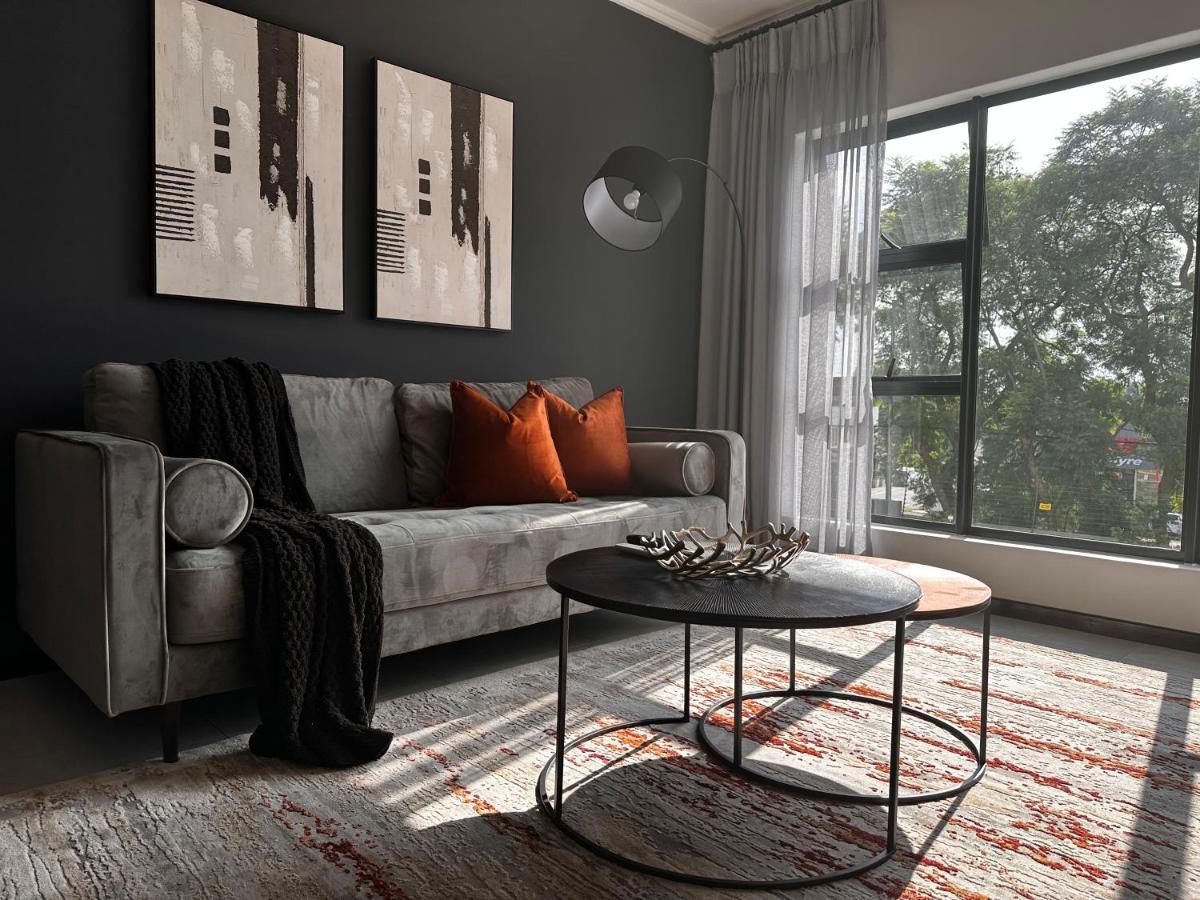Stylish Executive Apartment With Power Backup Johannesburg Kültér fotó