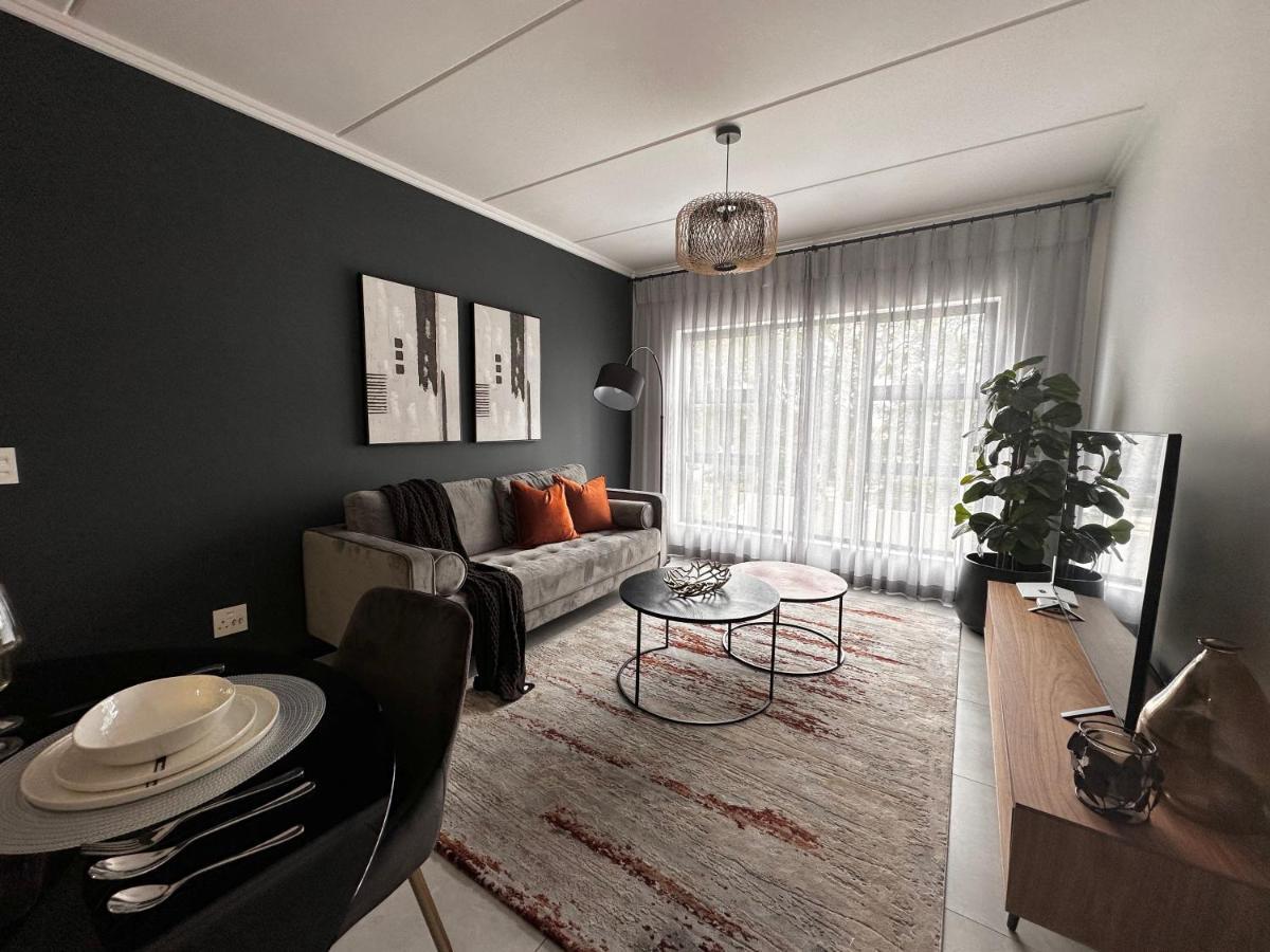 Stylish Executive Apartment With Power Backup Johannesburg Kültér fotó